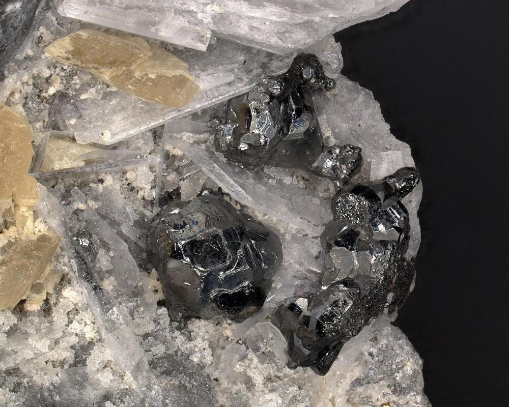 Argentotetrahedrite-(Zn)